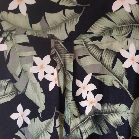 Jamaica Jaxx Silk Hawaiian Shirt Mens XL Black Palm Floral Tropical Resort Beach - Picture 9 of 12
